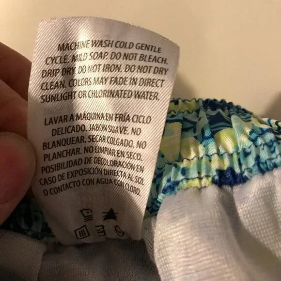 UV Skinz swim trunks Size 5 shorts. Blue sharks UV Protection 50+ sunwear - Picture 6 of 8